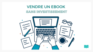 Vue de dessus d’un ordinateur portable ouvert, avec des mains qui tapent. Sur l’écran et au-dessus du clavier, une page de texte apparaît,